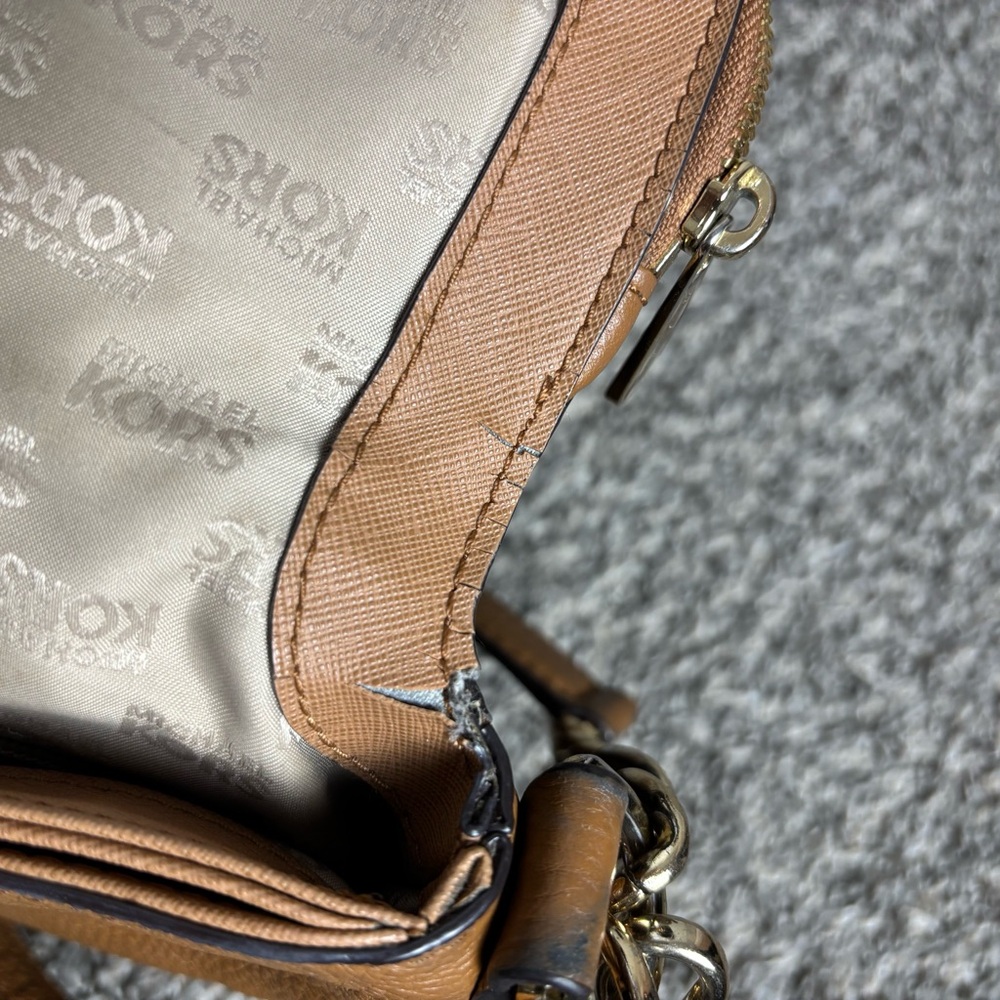 Michael Kors Bedford Brown Pebbled Leather Tassel Zipper Foldover Crossbody Bag - Picture 8 of 16